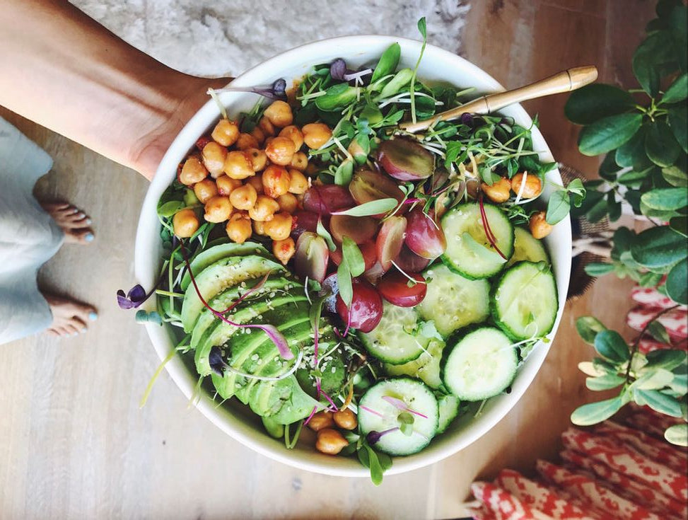 10 Healthy & Easy Recipes Made with Microgreen